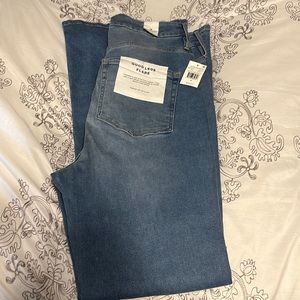 Good American Flare Jeans